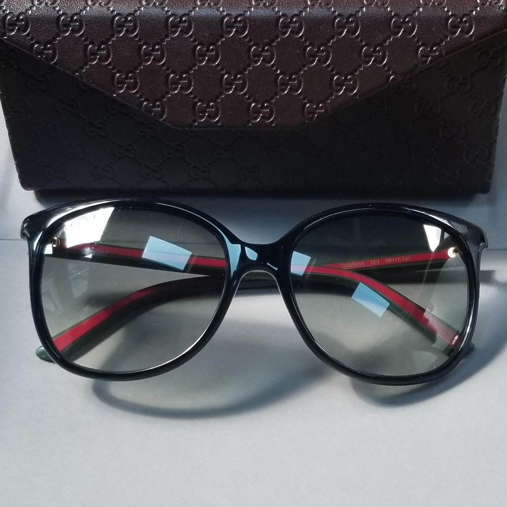 Authentic Gucci sunglasses. Like new